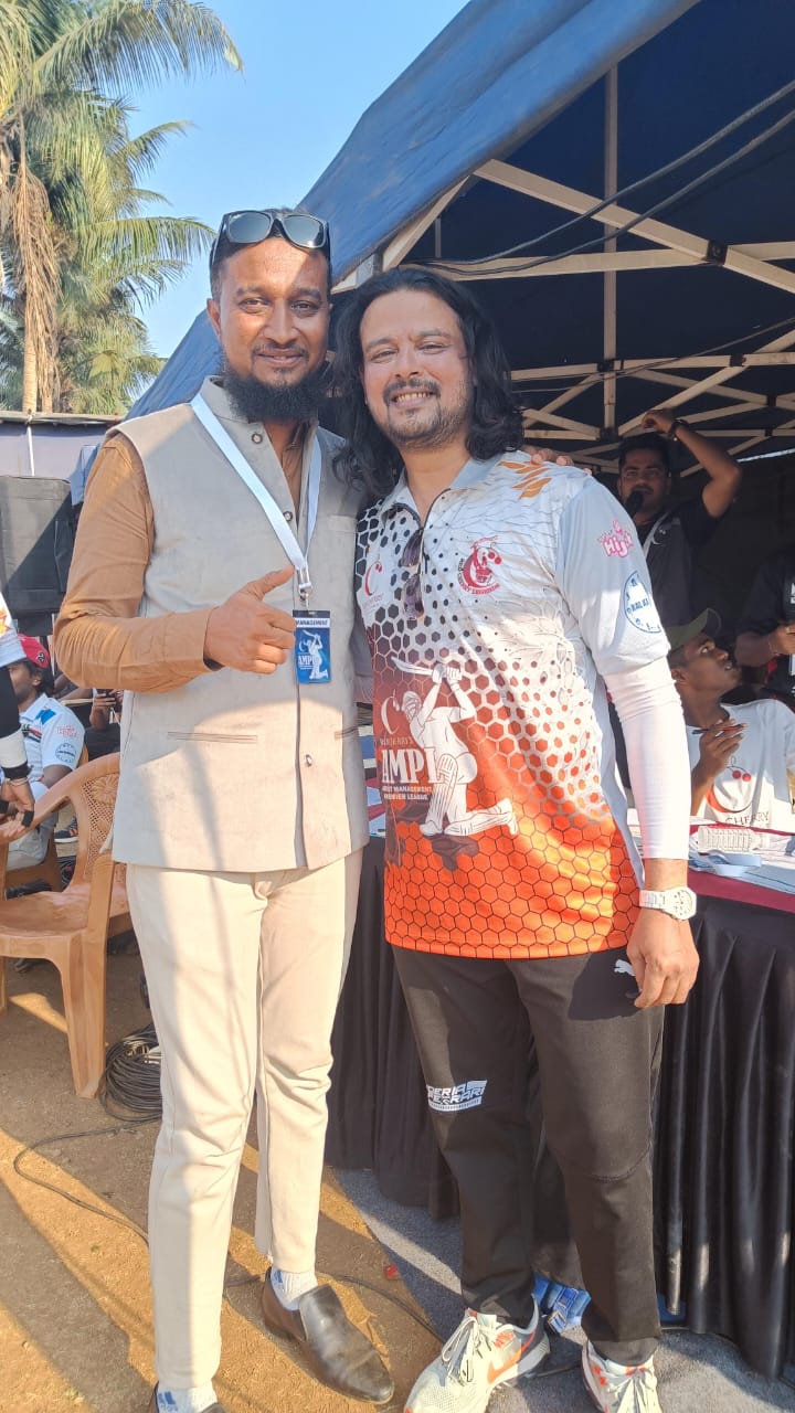 Bollywood Singer Raja Hasan
